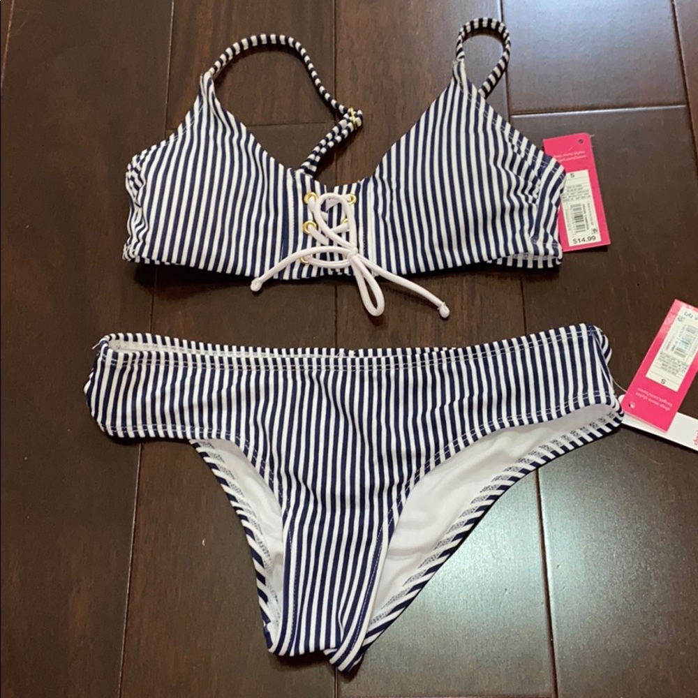 Bathing suit